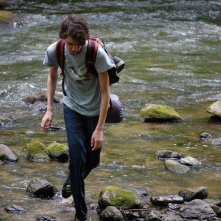 Kodi Smit-McPhee in Guida tascabile per la felicità