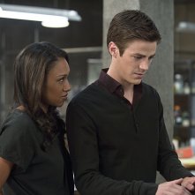 The Flash: Grant Gustin e Candice Patton in una scena di Fastest Man Alive