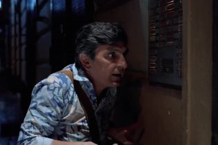 Clip 'Il citofono' - ...E fuori nevica!