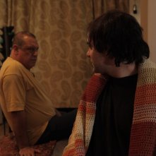 When I Was Alive: Antônio Fagundes insieme a Marat Descartes in una scena