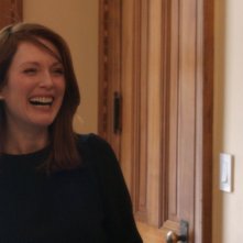 Still Alice: Julianne Moore sorridente in una scena del film