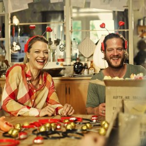 About a girl: Heike Makatsch con Aurel Manthei in una scena