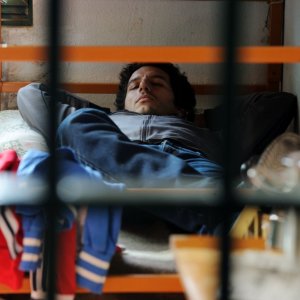 I Milionari: Francesco Scianna in una scena