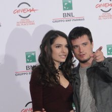 Roma 2014: Josh Hutcherson e Claudia Traisac al photocall di Escobar: Paradise Lost