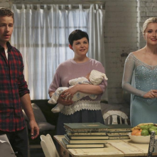 C'era una volta: Josh Dallas, Ginnifer Goodwin e Georgina Haig in una scena dell'episodio The Apprentice
