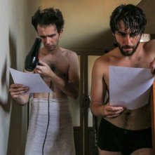 Fino a qui tutto bene: Paolo Cioni con Guglielmo Favilla sul set del film