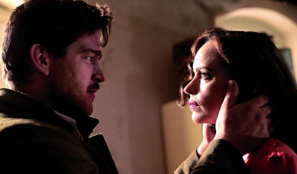 Phoenix: Nina Hoss insieme a Ronald Zehrfeld in una scena del film