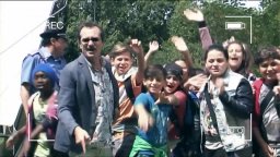 Intervista a Christian De Sica - La scuola più bella del mondo