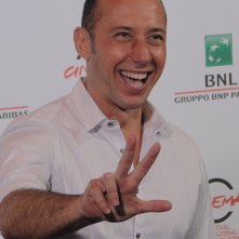 Tre tocchi: Emiliano Ragno al photocall di Roma 2014