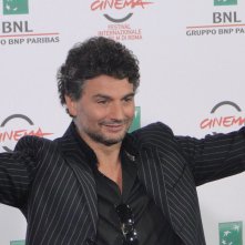 Tre tocchi: Gianfranco Gallo posa al photocall di Roma 2014