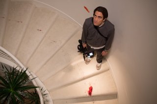 Lo Sciacallo - Nightcrawler: Jake Gyllenhaal nei panni del reporter freelance senza scrupoli in una scena del film