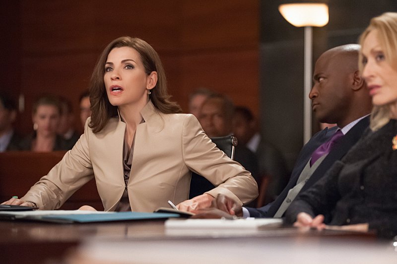 The Good Wife: Julianna Margulies in una scena dell'episodio Shiny Objects