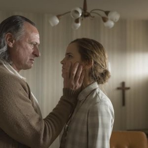 Colonia: la prima immagine del film che mostra Emma Watson a confronto con Michael Nyqvist