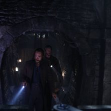 Sleepy Hollow: Tom Mison e Matt Barr nella puntata And The Abyss Gazes Back