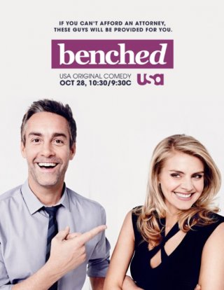 Benched: una locandina per la serie