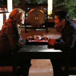 Agents of S.H.I.E.L.D.: Adrianne Palicki e Brian Tee nella puntata A Fractured House