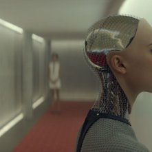 Ex Machina: Alicia Vikander in una scena del film fantascientifico