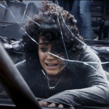 Nathalie Emmanuel in una scena di Fast & Furious 7