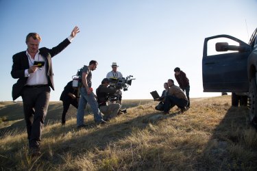 Interstellar: Christopher Nolan sul set del film con Matthew McConaughey e Mackenzie Foy