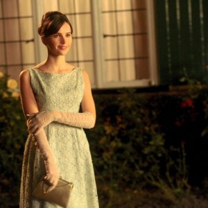 La Teoria del Tutto: Felicity Jones nei panni di Jane Hawking in una scena