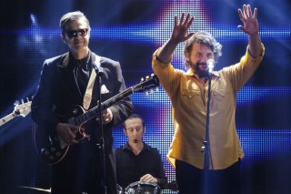 Un natale stupefacente: Lillo e Greg in una scena della commedia natalizia