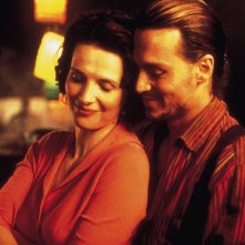Chocolat: una scena con Juliette Binoche e Johnny Depp