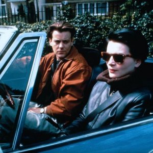 Il danno: Juliette Binoche e Rupert Graves in una scena