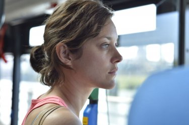 Marion Cotillard protagonista di Due giorni, una notte