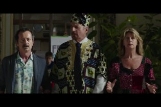 Clip 'Siamo circondati' - La scuola più bella del mondo