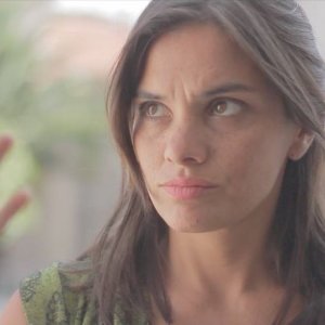 Announce Earthquakes: Jimena Sivila Soza in una scena del film