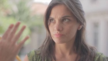 Announce Earthquakes: Jimena Sivila Soza in una scena del film