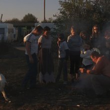 Eat Your Bones: una scena di gruppo tratta dal film