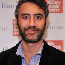What We Do in the Shadows: Taika Waititi, co-regista e interprete del film, in una foto promozionale