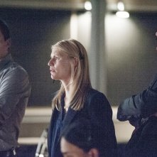 Homeland: Rupert Friend, Claire Danes e Tracy Letts in Halfway to a Donut