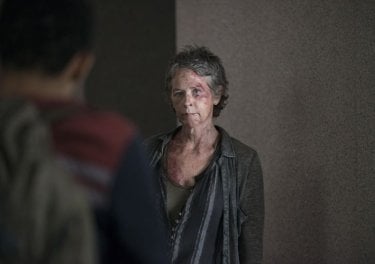 The Walking Dead: Melissa McBride interpreta Carol nella puntata Consumed