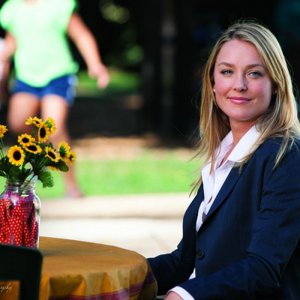 Finding Happiness - Vivere la felicità: Elisabeth Röhm in una scena