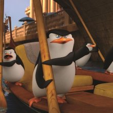 I pinguini di Madagascar: Skipper, Kowalski, Rico e Soldato in una scena a Venezia