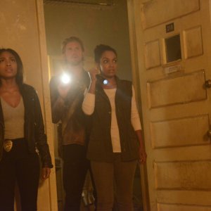 Sleepy Hollow: Nicole Beharie, Matt Barr e Lyndie Greenwood nella puntata Mama