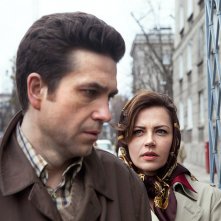 Jack Strong: Marcin Dorocinski inseguito da Maja Ostaszewska in una scena del film