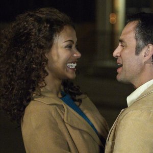 Infinitely Polar Bear: lotte in famiglia per Mark Ruffalo e Zoe Saldana condividono un tenero momento