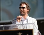 Matthew McConaughey, la sua stella brilla sulla Walk of Fame