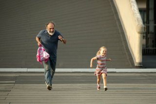 Mirafiori Lunapark: Alessandro Haber in una scena del film di Stefano Di Polito
