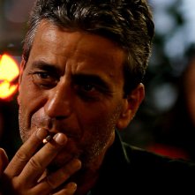 Let's Go: Luca Musella, ex-fotoreporter ora esodato, in una scena del documentario a lui dedicato