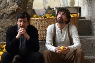 Si accettano miracoli: Fabio De Luigi e Alessandro Siani in una delle prime immagini del film