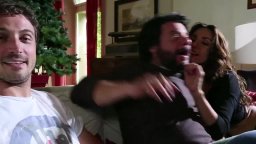 Clip 'Lillo, Ambra e De Biasi' - Un Natale stupefacente