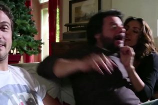 Clip 'Lillo, Ambra e De Biasi' - Un Natale stupefacente