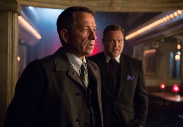 Gotham: Sean Pertwee e Drew Powell nella puntata intitolata LoveCraft