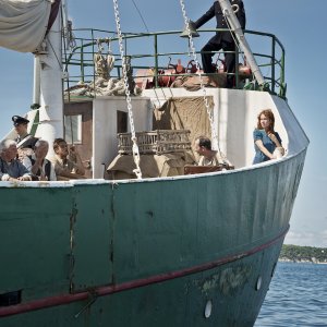 Un mondo nuovo: una foto di scena tratta dalla fiction Rai