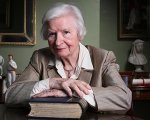 Addio a P.D. James, regina del giallo british 