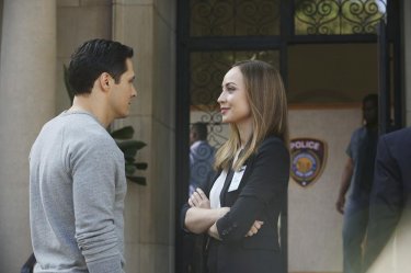 Revenge: Nick Wechsler e Courtney Ford in Intel